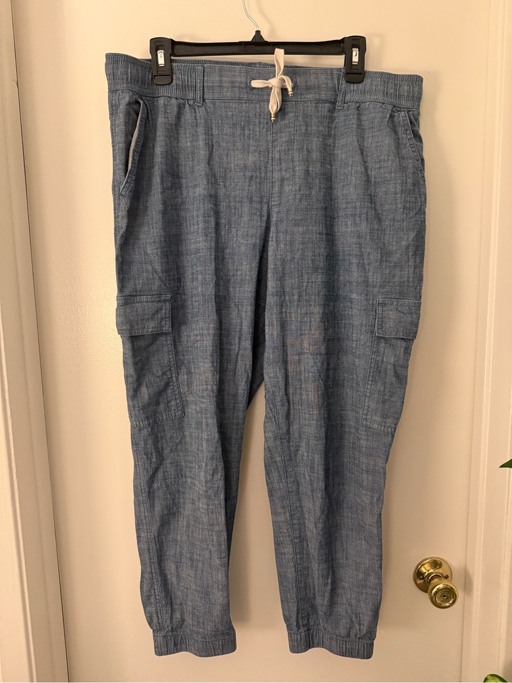 Tommy Hilfiger Chambray Cargo Jogger Pants Size L